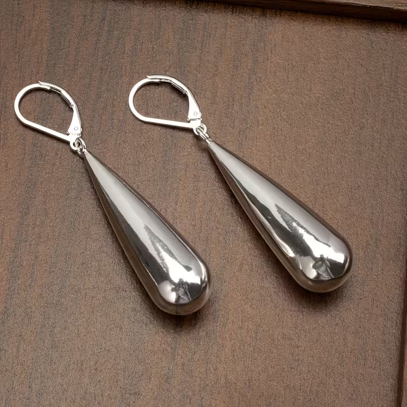 Goudkleurige druppel oorhangers