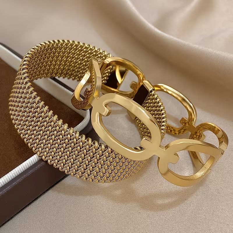 Goudkleurige elegante mesh armbandenset
