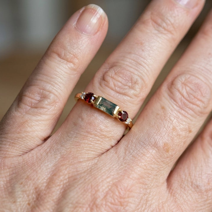 Elegant Red Zirconia Ring