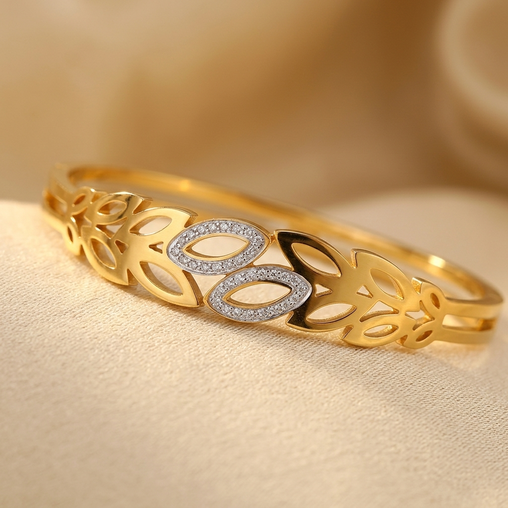 Strass armband met bladdesign