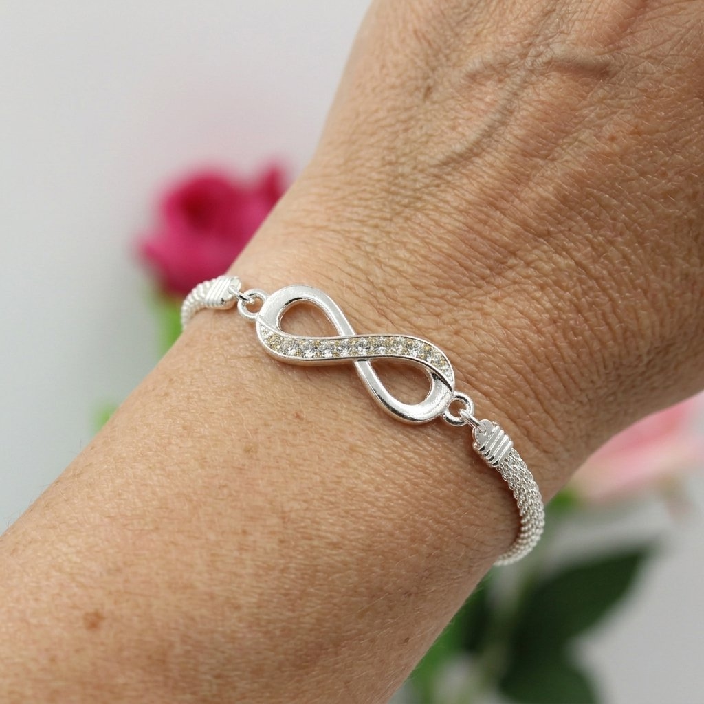 Verstelbare infinity armband