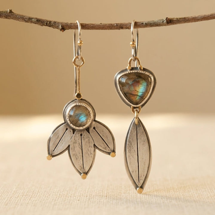 Retro Bohemian Leaf Zirconia Earrings
