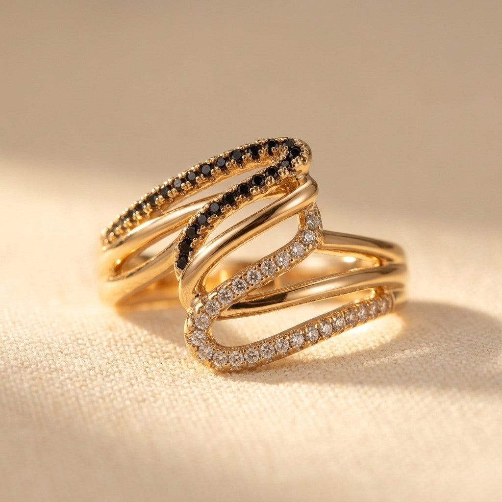 Golvende spiraalring met zirkonia
