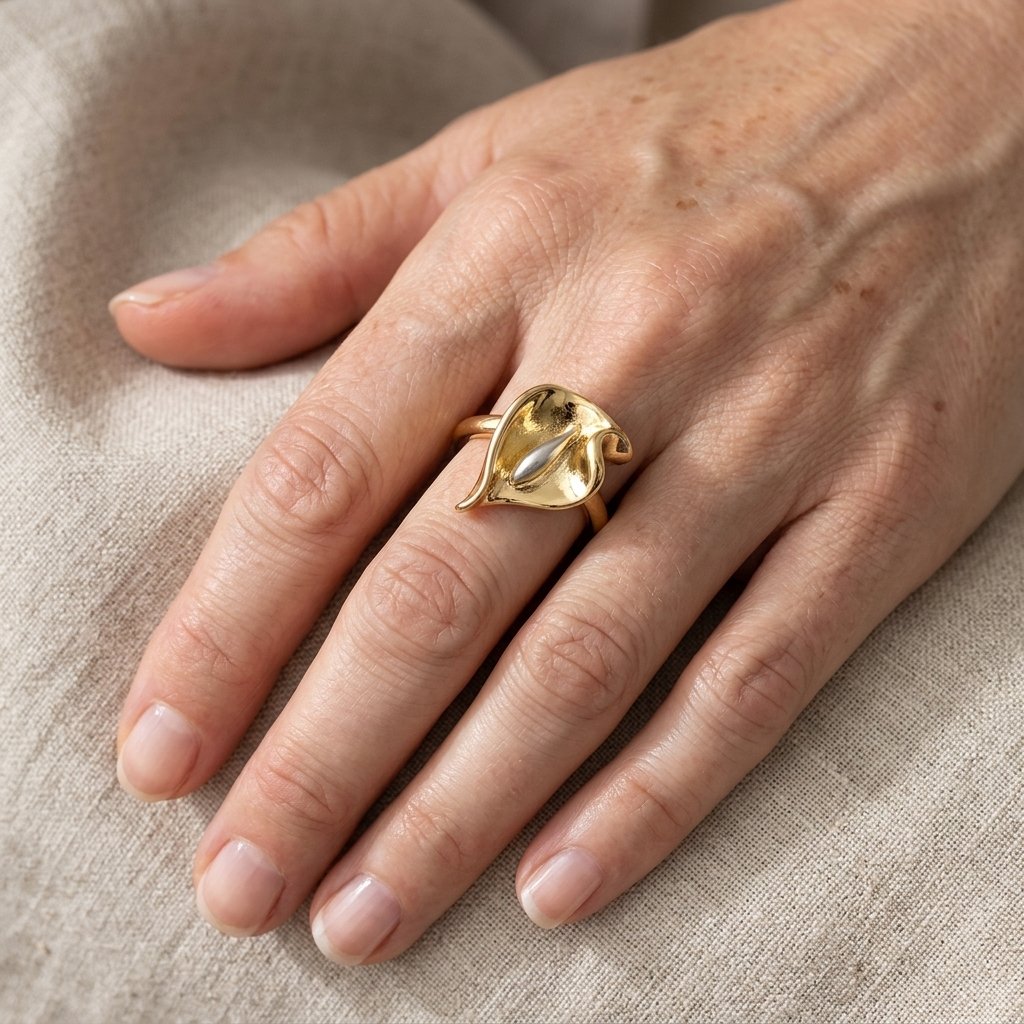 Verstelbare goudkleurige calla lelie bloem ring