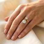 Vintage goudkleurige oorbellen met zirkonia