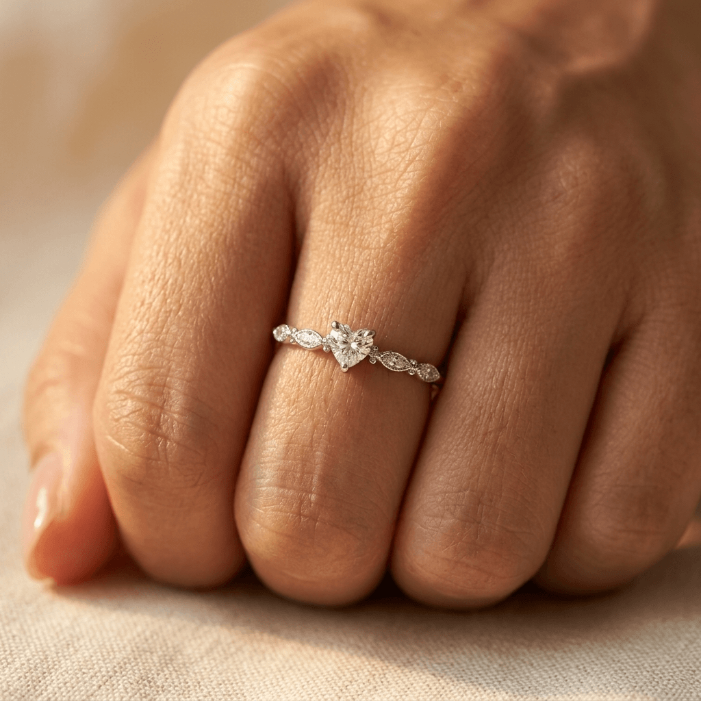 Elegant Flower Zirconia Silver Ring