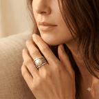 Bohemien zilverkleurige parel gedraaide statement ring