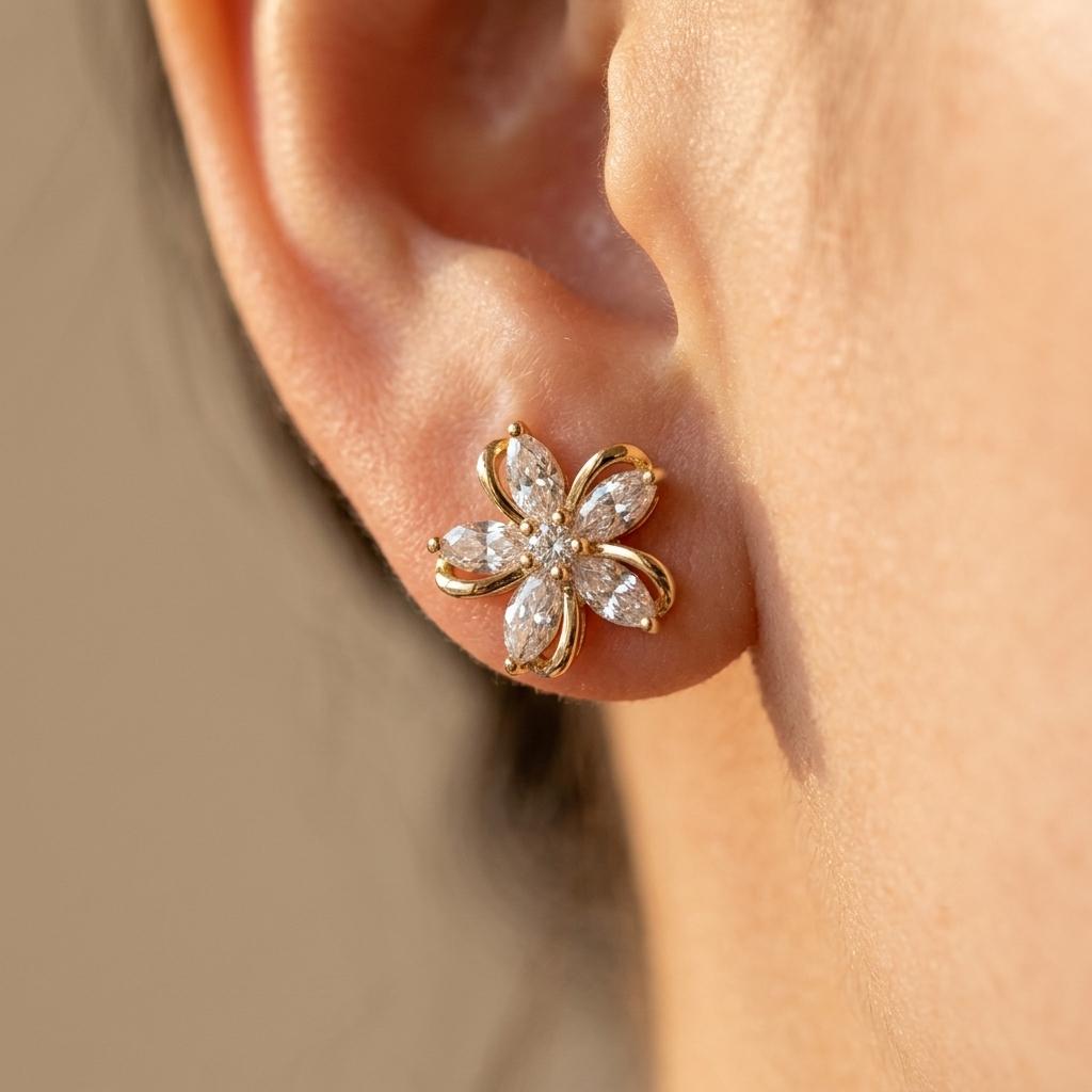 Vintage Flower Rhinestone Earrings
