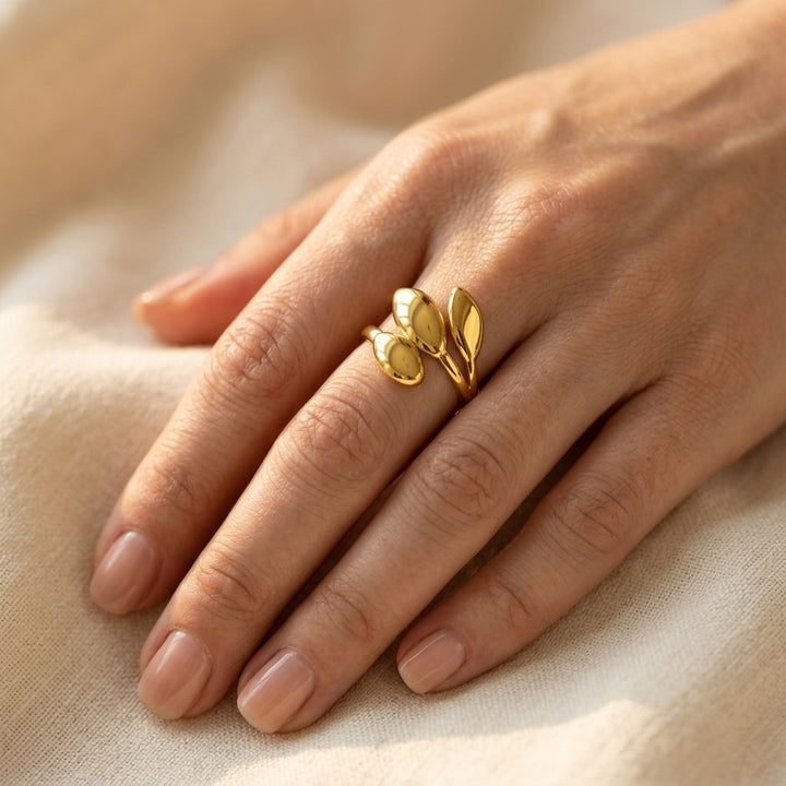 Gold Polished Teardrop Petal Ring