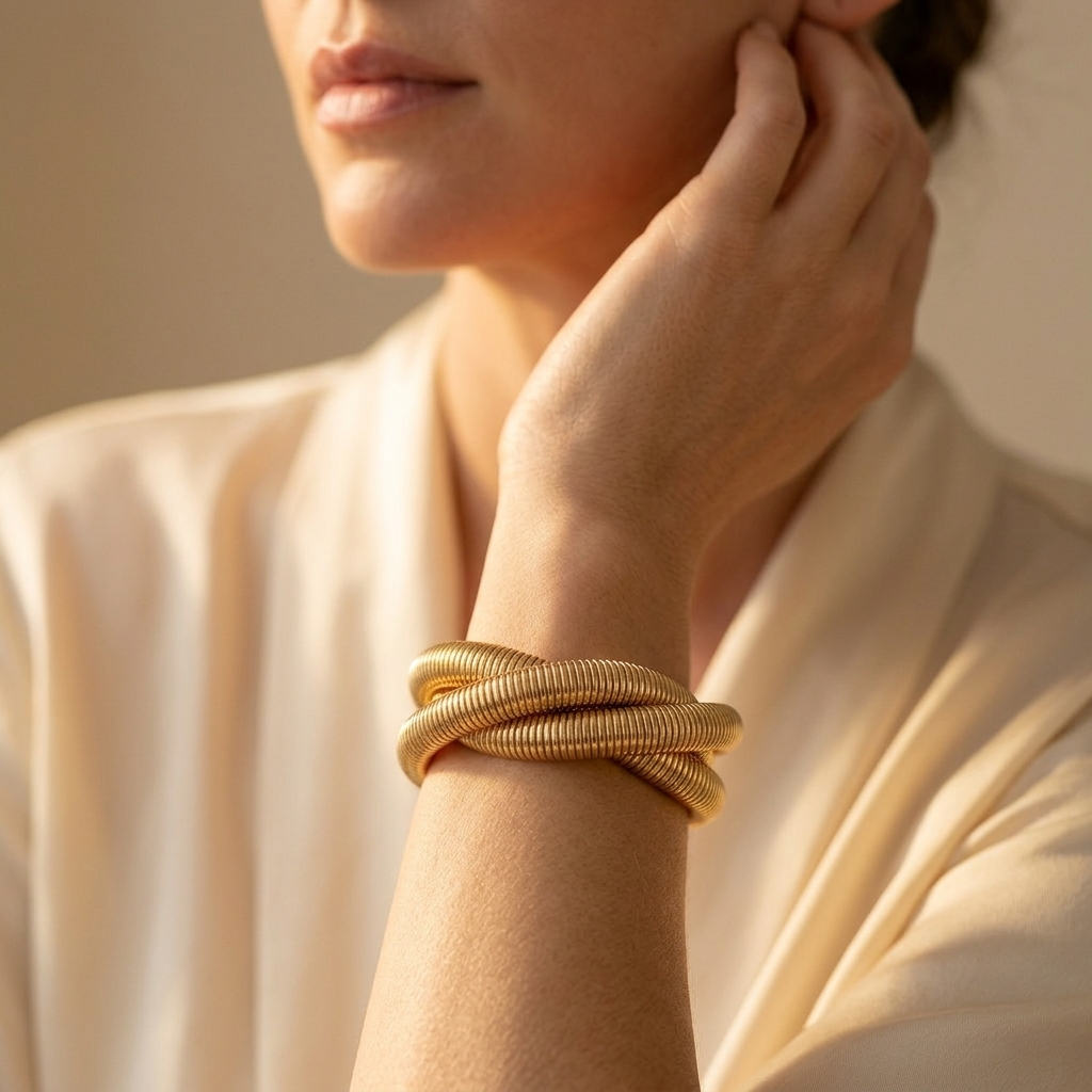 Goudkleurige geribbelde stapelbare gelaagde armband