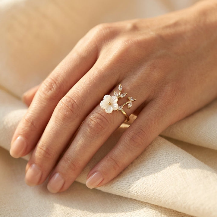Gold Pearl Carved Flower Ring