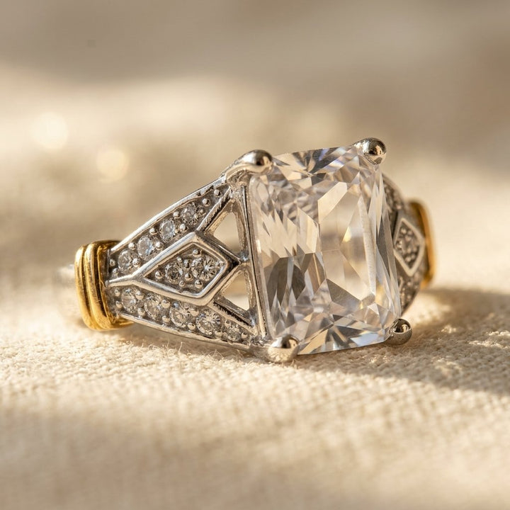 Luxury Vintage Art Deco Engagement Ring