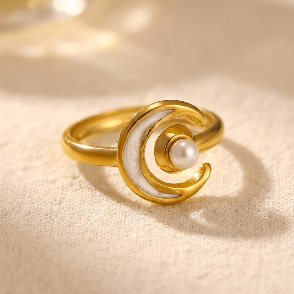 Goudkleurige halvemaanring met parel