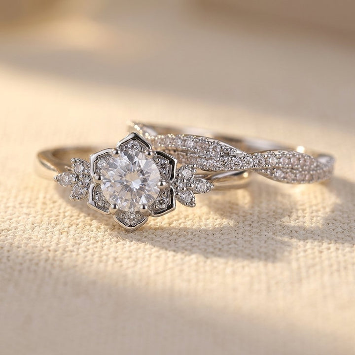 Vintage Silver Filigree Round Cubic Zirconia Ring Set