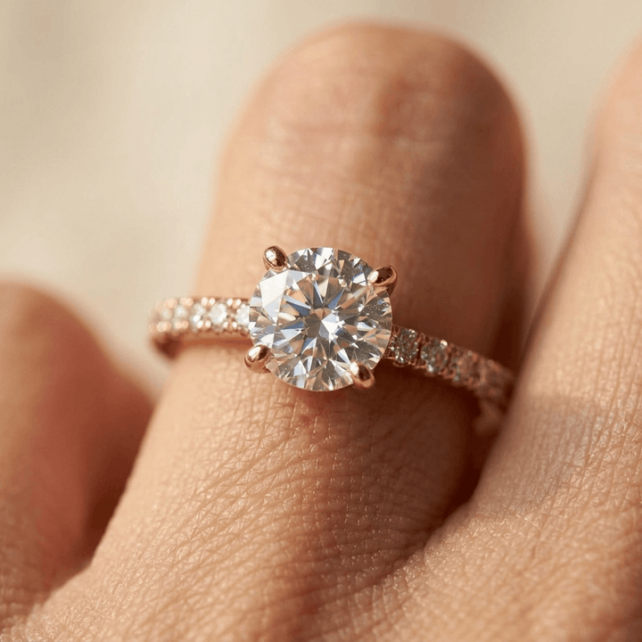 Luxury Four Prong Round Zirconia Ring