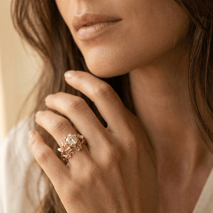 Exquisite Flower Zirconia Retro Handmade Ring