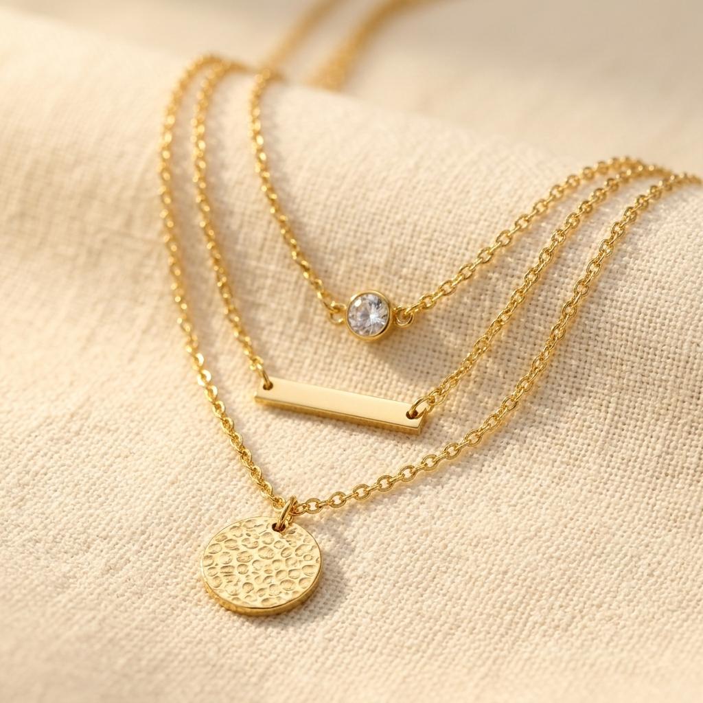 Goudkleurige gelaagde ketting met ronde hanger